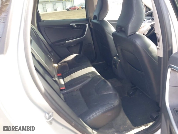 2016 Volvo XC60 T6 Drive-E with VIN YV449MRK6G2917913, listed as a IAAI auction lot 41502748 with NaN miles. Bid and sale history available at carsss.com. Image 8.