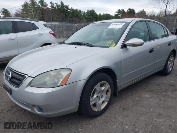 2003 Nissan Altima S with VIN 1N4AL11D33C265538, listed as a IAAI auction lot 42082079 with 180,138 mi miles. Bid and sale history available at carsss.com. Image 2.