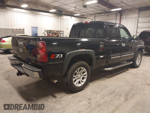 2003 Chevrolet Silverado 1500 with VIN 2GCEK19V231238686, listed as a IAAI auction lot 42107363 with 326,361 mi miles and . Bid and sale history available at DreamBid. Image 4.