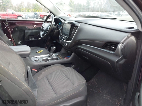 2018 Chevrolet Traverse LT Cloth with VIN 1GNEVGKW7JJ269861, listed as a IAAI auction lot 41954534 with 96,022 mi miles. Bid and sale history available at carsss.com. Image 5.