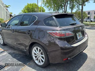 2012 Lexus CT 200h z VIN JTHKD5BH4C2062988, wystawiony jako Copart lot #58529705 z przebiegiem 153 672 mil mil oraz Tytuł czysty. Historia ofert i sprzedaży dostępna na DreamBid. Obrazek 3.