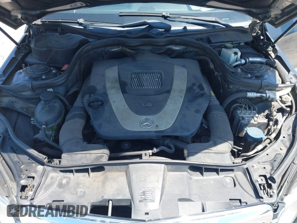 2011 Mercedes-Benz E-Class E 350 Luxury with VIN WDDHF8HB0BA295562, listed as a IAAI auction lot 42016866 with 336,768 mi miles. Bid and sale history available at carsss.com. Image 10.