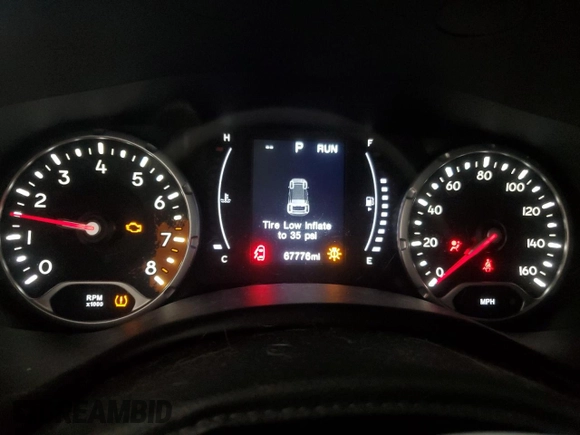 2017 Jeep Renegade Altitude with VIN ZACCJBBBXHPG41828, listed as a Copart auction lot 58229695 with 67,776 mi miles and Salvage title. Bid and sale history available at DreamBid. Image 9.