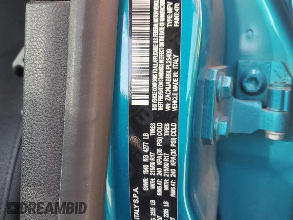2020 Jeep Renegade Latitude with VIN ZACNJABB9LPL25409, listed as a Copart auction lot 53675525 with 82,702 mi miles and Salvage Title. Bid and sale history available at carsss.com. Image 13.