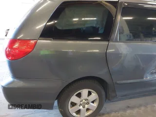 2006 Toyota Sienna CE with VIN 5TDZA23C46S433820, listed as a IAAI auction lot 41248882 with 256,856 mi miles. Bid and sale history available at carsss.com. Image 16.
