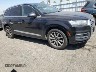 2018 Audi Q7 Premium Plus with VIN WA1LAAF70JD028163, listed as a Copart auction lot 61989305 with 191,095 mi miles and Clean title. Bid and sale history available at DreamBid. Image 4.