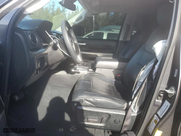2021 Toyota Tundra 4WD SR5 with VIN 5TFDY5F15MX962766, listed as a Copart auction lot 43984595 with 30,568 mi miles and Salvage Title. Bid and sale history available at carsss.com. Image 7.