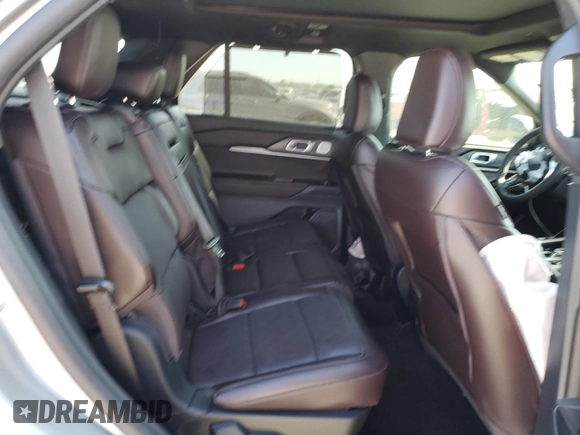 2025 Ford Explorer with VIN 1FMUK8HH6SGA04225, listed as a Copart auction lot 51096905 with 2,531 mi miles and Salvage title. Bid and sale history available at DreamBid. Image 11.