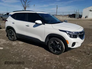 2024 Kia Seltos EX with VIN KNDERCAA9R7592829, listed as a Copart auction lot 46062215 with 13,914 mi miles and Salvage Title. Bid and sale history available at carsss.com. Image 4.