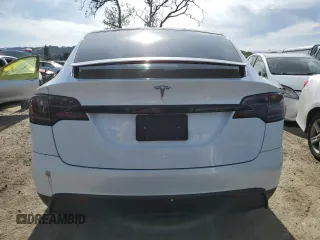 2022 Tesla Model X with VIN 7SAXCBE5XNF358319, listed as a Copart auction lot 50246555 with 12,863 mi miles and Salvage Title. Bid and sale history available at DreamBid. Image 6.
