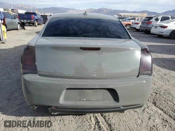 2019 Chrysler 300 with VIN 2C3CCAGG2KH539686, listed as a Copart auction lot 47141305 with 101,607 mi miles and Salvage Title. Bid and sale history available at carsss.com. Image 6.