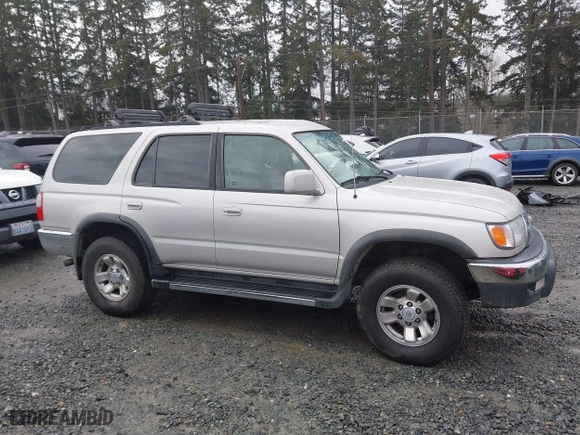 1999 Toyota 4Runner SR5 with VIN JT3HN86R9X0239084, listed as a IAAI auction lot 41600143 with 292,342 mi miles. Bid and sale history available at carsss.com. Image 13.