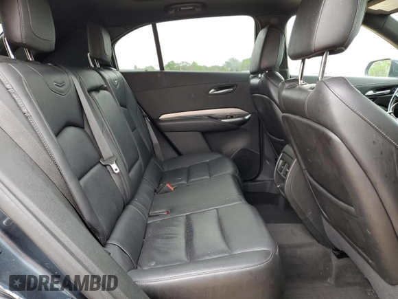 2021 Cadillac XT4 AWD Premium Luxury z VIN 1GYFZDR4XMF000937, wystawiony jako Copart lot #52406055 z przebiegiem 46 881 mil mil oraz Szkody całkowita. Historia ofert i sprzedaży dostępna na DreamBid. Obrazek 11.