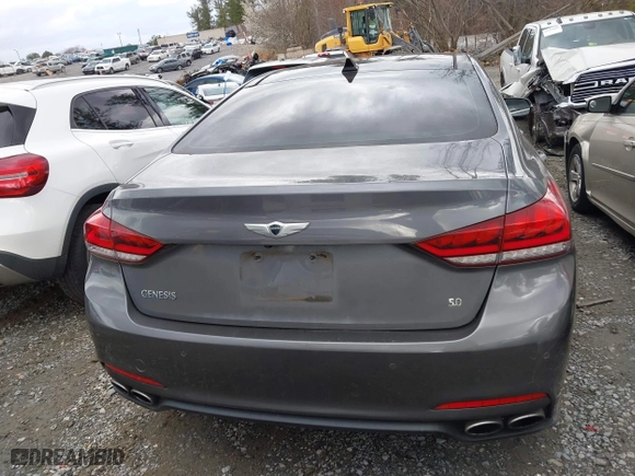 2015 Hyundai Genesis 5.0L with VIN KMHGN4JF7FU076421, listed as a IAAI auction lot 41698201 with 68,672 mi miles. Bid and sale history available at carsss.com. Image 16.