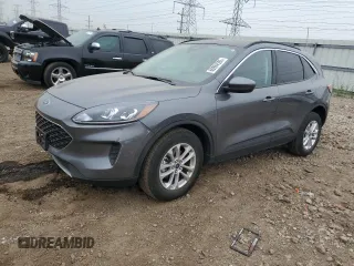 2021 Ford Escape SE z VIN 1FMCU9G64MUB16148, wystawiony jako Copart lot #60994595 z przebiegiem 7 772 mil mil oraz Szkoda całkowita • Salvage title. Historia ofert i sprzedaży dostępna na DreamBid. Obrazek 1.