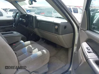 2003 Chevrolet Tahoe LS with VIN 1GNEC13V73R260171, listed as a IAAI auction lot 42582419 with 270,072 mi miles and . Bid and sale history available at DreamBid. Image 5.