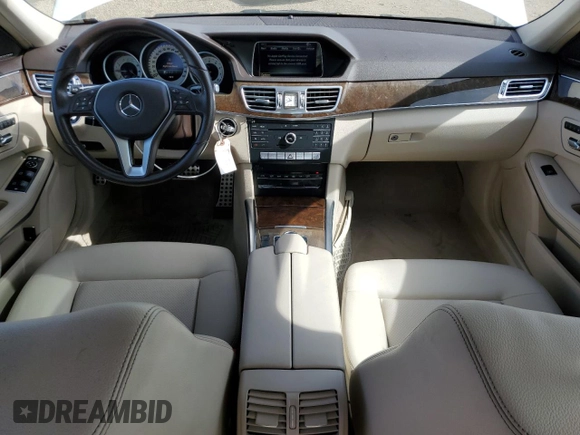 2016 Mercedes-Benz E 350 Luxury z VIN WDDHF8JB8GB234438, wystawiony jako Copart lot #56134885 z przebiegiem 56 990 mil mil oraz Szkoda całkowita • Salvage title. Historia ofert i sprzedaży dostępna na DreamBid. Obrazek 8.