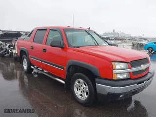 2006 Chevrolet Avalanche Z71 with VIN 3GNEK12Z56G105811, listed as a IAAI auction lot 41945405 with 206,530 mi miles. Bid and sale history available at carsss.com. Image 1.