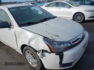 2011 Ford Focus SE with VIN 1FAHP3FN0BW180640, listed as a IAAI auction lot 41638824 with 287,000 mi miles. Bid and sale history available at carsss.com. Image 6.
