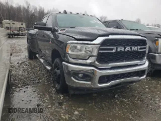 2019 Ram 3500 Tradesman with VIN 3C63RRGL9KG629043, listed as a Copart auction lot 45324165 with 0 mi miles and Salvage Title. Bid and sale history available at carsss.com. Image 4.
