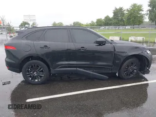 2018 Jaguar F-Pace 25t Prestige with VIN SADCK2FX8JA257821, listed as a IAAI auction lot 40053244 with 111,254 mi miles and . Bid and sale history available at DreamBid. Image 13.