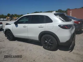 2024 Honda HR-V Sport z VIN 3CZRZ1H5XRM708201, wystawiony jako Copart lot #68973844 z przebiegiem Nie podano mil oraz Szkoda całkowita • Salvage title. Historia ofert i sprzedaży dostępna na DreamBid. Obrazek 2.