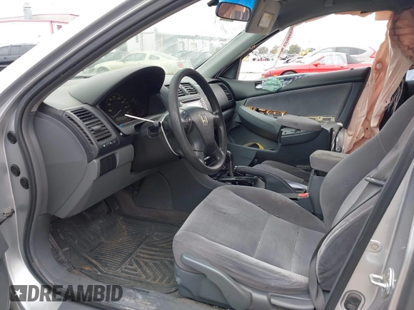 2007 Honda Accord LX SE с VIN JHMCM56387C025171, выставлен на аукционе IAAI как лот 42424780 с пробегом 228 211 миль миль и . История ставок и продаж доступна на DreamBid. Изображение 5.