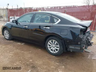 2016 Nissan Altima 2.5 SL with VIN 1N4AL3AP4GC252731, listed as a IAAI auction lot 41664998 with 143,068 mi miles. Bid and sale history available at carsss.com. Image 3.