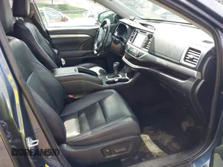 2019 Toyota Highlander SE with VIN 5TDJZRFH2KS975689, listed as a IAAI auction lot 42250723 with 88,043 mi miles and . Bid and sale history available at DreamBid. Image 5.
