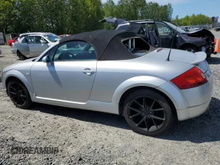 2001 Audi TT z VIN TRUTC28N011007130, wystawiony jako Copart lot #58706525 z przebiegiem 150 959 mil mil oraz Tytuł czysty. Historia ofert i sprzedaży dostępna na DreamBid. Obrazek 2.