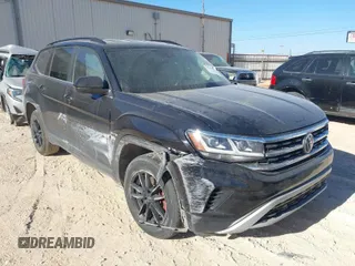 2021 Volkswagen Atlas S with VIN 1V2AP2CA1MC509016, listed as a IAAI auction lot 41632312 with 110,812 mi miles and . Bid and sale history available at DreamBid. Image 1.
