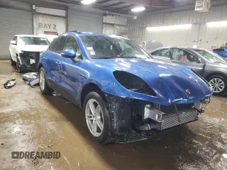 2018 Porsche Macan with VIN WP1AA2A50JLB07247, listed as a Copart auction lot 46534705 with 101,416 mi miles and Salvage Title. Bid and sale history available at carsss.com. Image 4.