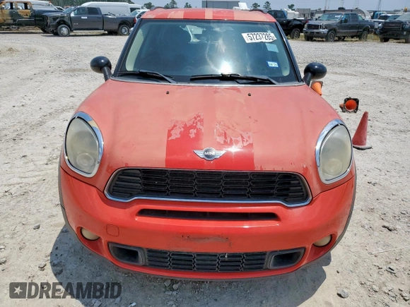 2011 MINI Countryman S with VIN WMWZC3C55BWH98129, listed as a Copart auction lot 57237285 with 137,508 mi miles and Clean title. Bid and sale history available at DreamBid. Image 5.