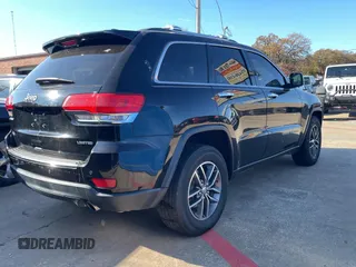 2017 Jeep Grand Cherokee Limited with VIN 1C4RJFBGXHC764210, listed as a Copart auction lot 84187054 with 179,762 mi miles and Clean title. Bid and sale history available at DreamBid. Image 4.