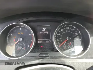 2018 Volkswagen Golf S z VIN 3VWH17AU6JM756504, wystawiony jako Copart lot #52148535 z przebiegiem 41 604 mil mil oraz Szkoda całkowita • Salvage title. Historia ofert i sprzedaży dostępna na DreamBid. Obrazek 9.