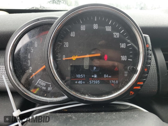 2016 MINI Hardtop 4 Door z VIN WMWXU1C51G2D12553, wystawiony jako Copart lot #52935265 z przebiegiem 57 593 mil mil oraz Szkoda całkowita • Salvage title. Historia ofert i sprzedaży dostępna na DreamBid. Obrazek 9.