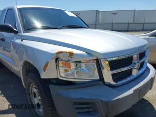 2008 Dodge Dakota ST with VIN 1D7HE22K08S550478, listed as a IAAI auction lot 42194745 with 197,358 mi miles and . Bid and sale history available at DreamBid. Image 6.