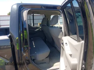 2017 Nissan Frontier Pro-4X with VIN 1N6AD0EV1HN733442, listed as a IAAI auction lot 42646495 with 80,124 mi miles and . Bid and sale history available at DreamBid. Image 8.
