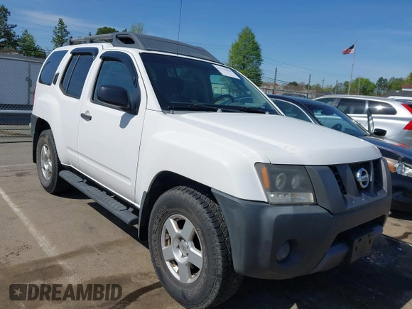 2007 Nissan Xterra SE with VIN 5N1AN08W87C532101, listed as a IAAI auction lot 41934864 with 175,636 mi miles. Bid and sale history available at carsss.com. Image 1.