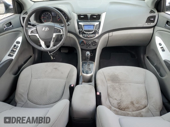 2012 Hyundai Accent SE z VIN KMHCU5AE2CU019537, wystawiony jako Copart lot #58089995 z przebiegiem 175 118 mil mil oraz Czysty tytuł • Clean title. Historia ofert i sprzedaży dostępna na DreamBid. Obrazek 8.