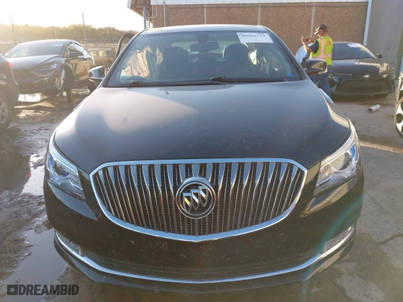 2016 Buick LaCrosse Sport Touring with VIN 1G4G45G36GF285693, listed as a IAAI auction lot 40681312 with 64,249 mi miles. Bid and sale history available at carsss.com. Image 12.