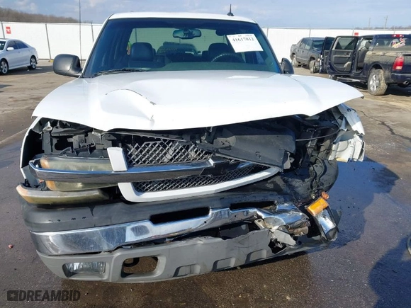 2004 Chevrolet Silverado 1500 Crew Cab LT with VIN 2GCEK13T541343313, listed as a IAAI auction lot 41617812 with 189,916 mi miles. Bid and sale history available at carsss.com. Image 6.