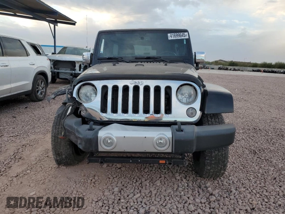 2014 Jeep Wrangler Unlimited Sahara with VIN 1C4BJWEG1EL109197, listed as a Copart auction lot 41699645 with 168,391 mi miles and Salvage Title. Bid and sale history available at carsss.com. Image 5.