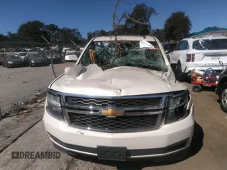 2015 Chevrolet Suburban LT with VIN 1GNSKJKC2FR193702, listed as a IAAI auction lot 40571845 with 1 mi miles. Bid and sale history available at carsss.com. Image 11.