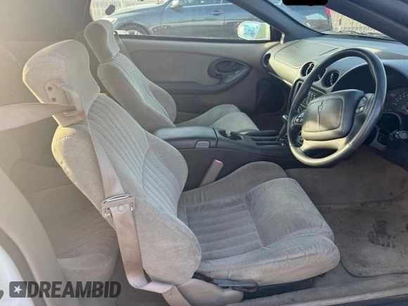 1997 Pontiac Firebird Firebird with VIN 2G2FS32K3V2232171, listed as a Copart auction lot 46740375 with 64,745 mi miles and Salvage title. Bid and sale history available at DreamBid. Image 5.