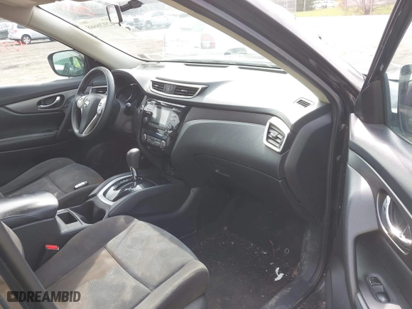 2016 Nissan Rogue S with VIN KNMAT2MV0GP710160, listed as a IAAI auction lot 42026668 with 172,517 mi miles. Bid and sale history available at carsss.com. Image 5.