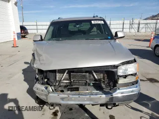 2005 GMC Yukon XL SLT with VIN 1GKFK16Z75J247036, listed as a Copart auction lot 46354735 with 298,509 mi miles and Salvage Title. Bid and sale history available at carsss.com. Image 5.