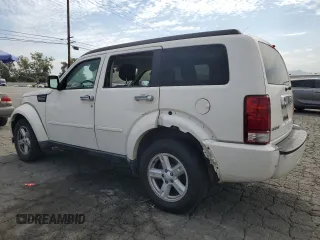 2010 Dodge Nitro SXT z VIN 1D4PT5GK8AW100343, wystawiony jako Copart lot #74628804 z przebiegiem 156 612 mil mil oraz Szkoda całkowita • Salvage title. Historia ofert i sprzedaży dostępna na DreamBid. Obrazek 2.