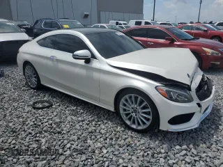 2018 Mercedes-Benz C 300 z VIN WDDWJ4KBXJF621554, wystawiony jako Copart lot #58018905 z przebiegiem 78 405 mil mil oraz Szkoda całkowita • Salvage title. Historia ofert i sprzedaży dostępna na DreamBid. Obrazek 4.