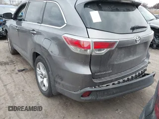 2016 Toyota Highlander Limited with VIN 5TDDKRFH0GS236412, listed as a IAAI auction lot 41067768 with 108,015 mi miles and . Bid and sale history available at DreamBid. Image 3.